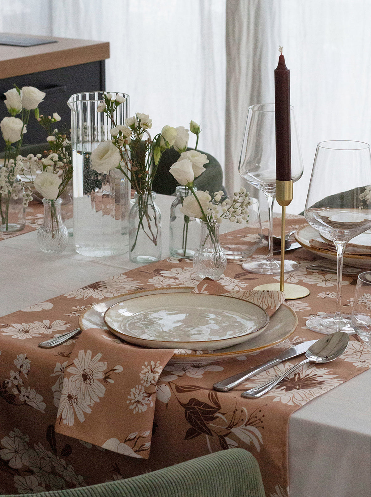 Chemin de table Fleurs de Bach — Cappuccino