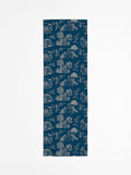 Chemin de table Chroniques de Biarritz — Bleu minéral/crème