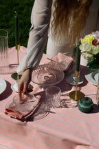 Nappe —  Corail poudré, rayures fines vert/jaune