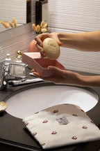 Assortiment pochette plate & savon — Roseraie blanc coton